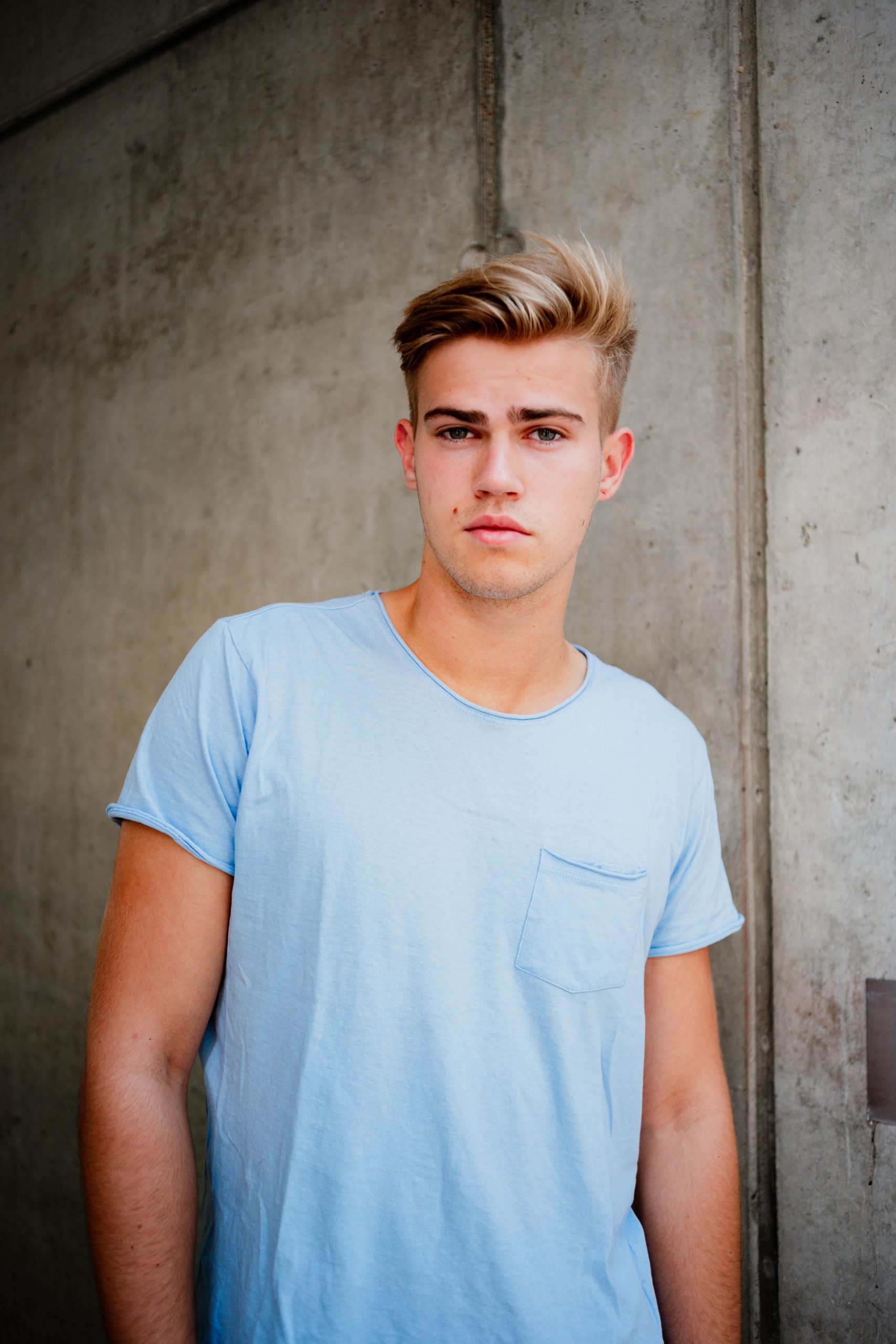 AF9566FF-DAD8-41A1-8D89-F9BAC7B6CEF9